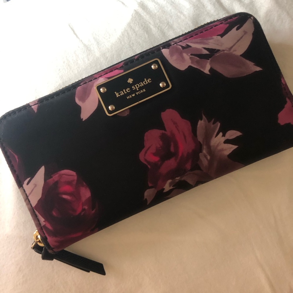 Kate spade wallet